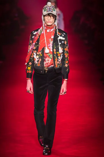 Look 56